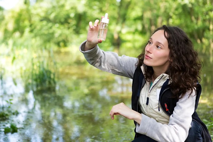 What do biologists do when they visit france